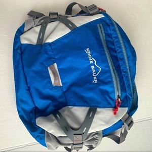 Eddie Bauer Hiking Travel Waist Pack so much space